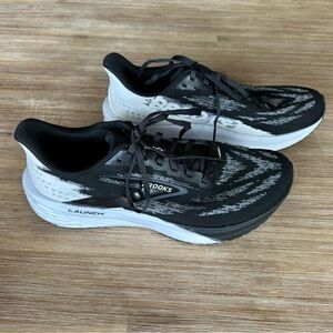 Brooks | Launch 11 Neutral Running Shoe | EUC